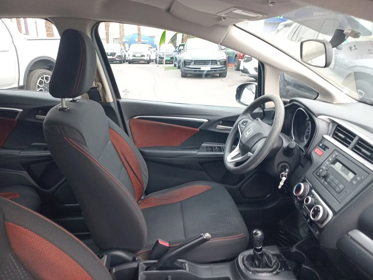 Honda Wr-V 1.5 Lx 4x2 Mt 5p año 2020