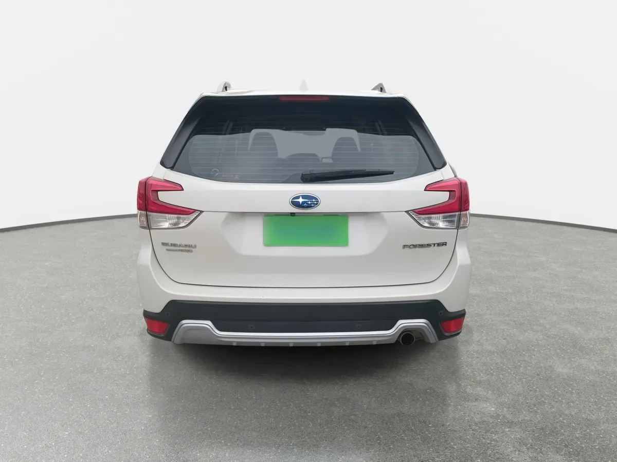 Subaru Forester 2.5i Limited Eyesight Awd At 5p año 2022