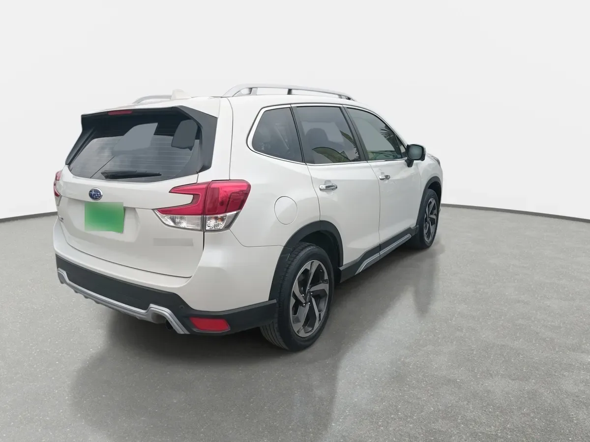 Subaru Forester 2.5i Limited Eyesight Awd At 5p año 2022