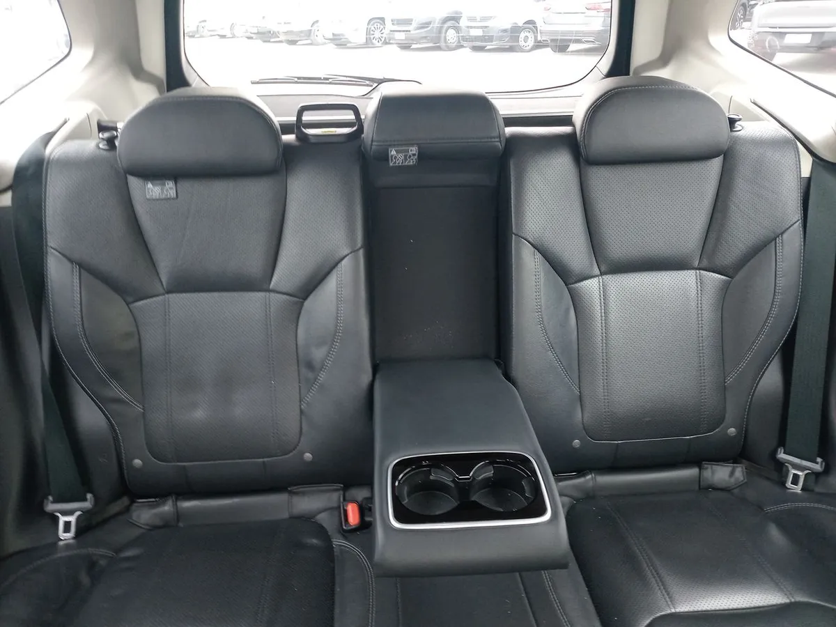 Subaru Forester 2.5i Limited Eyesight Awd At 5p año 2022