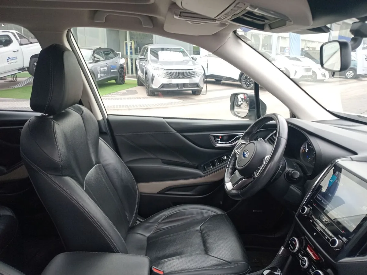 Subaru Forester 2.5i Limited Eyesight Awd At 5p año 2022