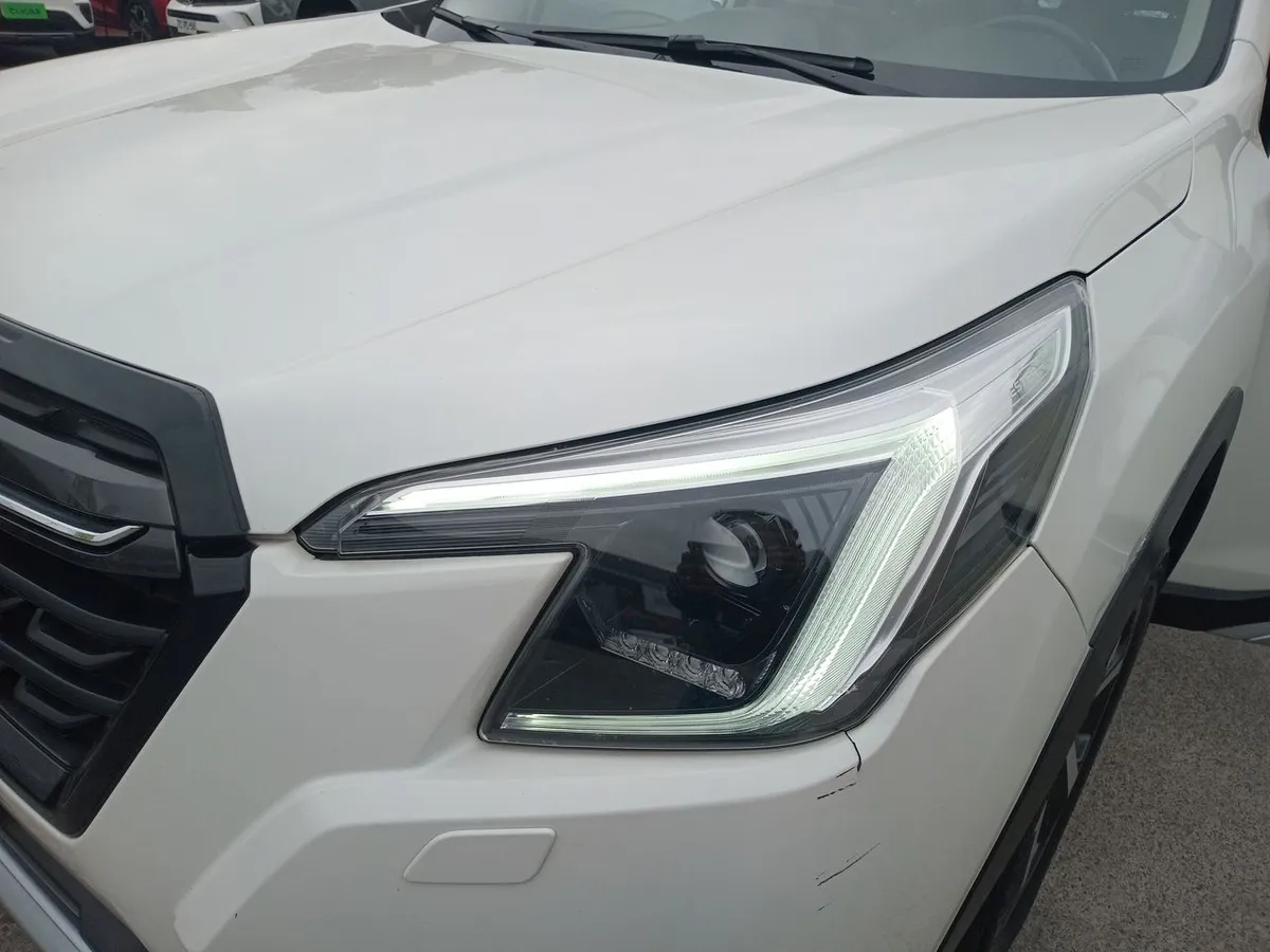 Subaru Forester 2.5i Limited Eyesight Awd At 5p año 2022