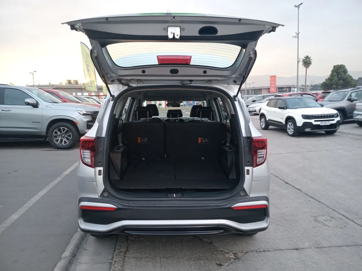 Kia Carens 1.4l Ex Turbo-Gdi 4x2 7dct At 5p año 2024