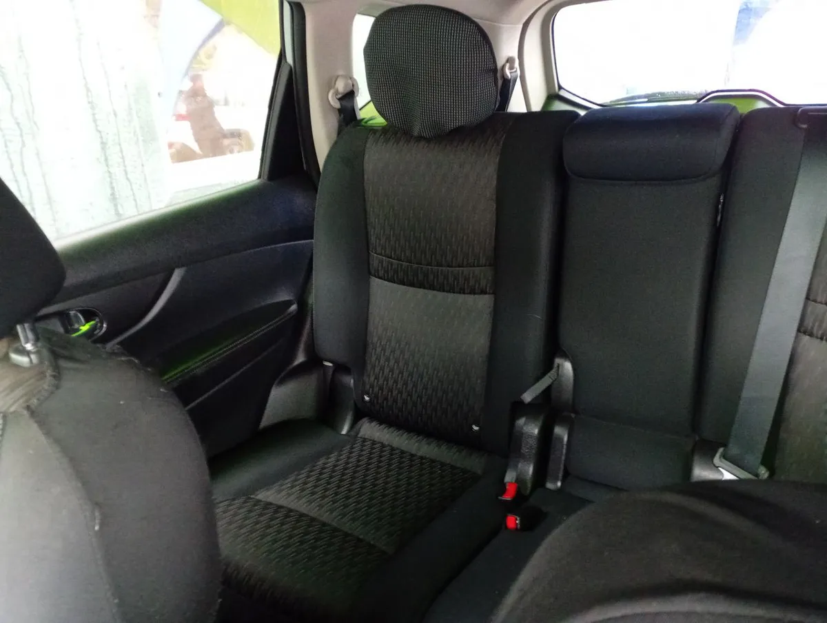Nissan X-Trail 2.5 Sense 4x2 3row Cvt At 5p año 2021