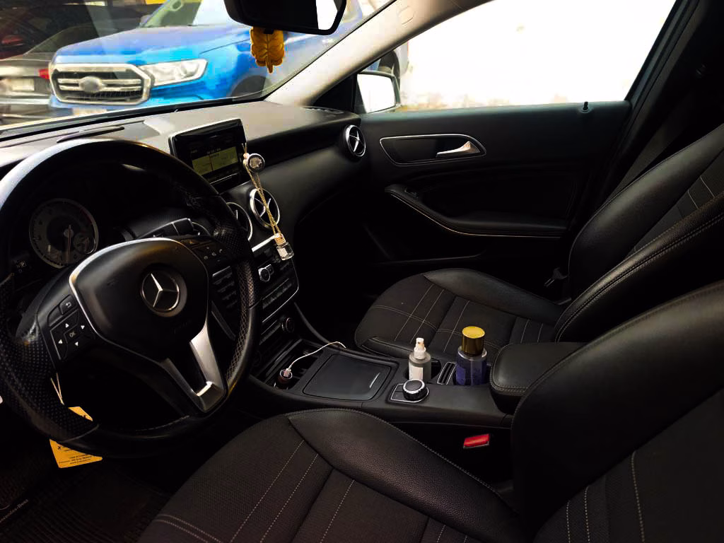 Mercedes-Benz A200 Blueefficiency año 2015