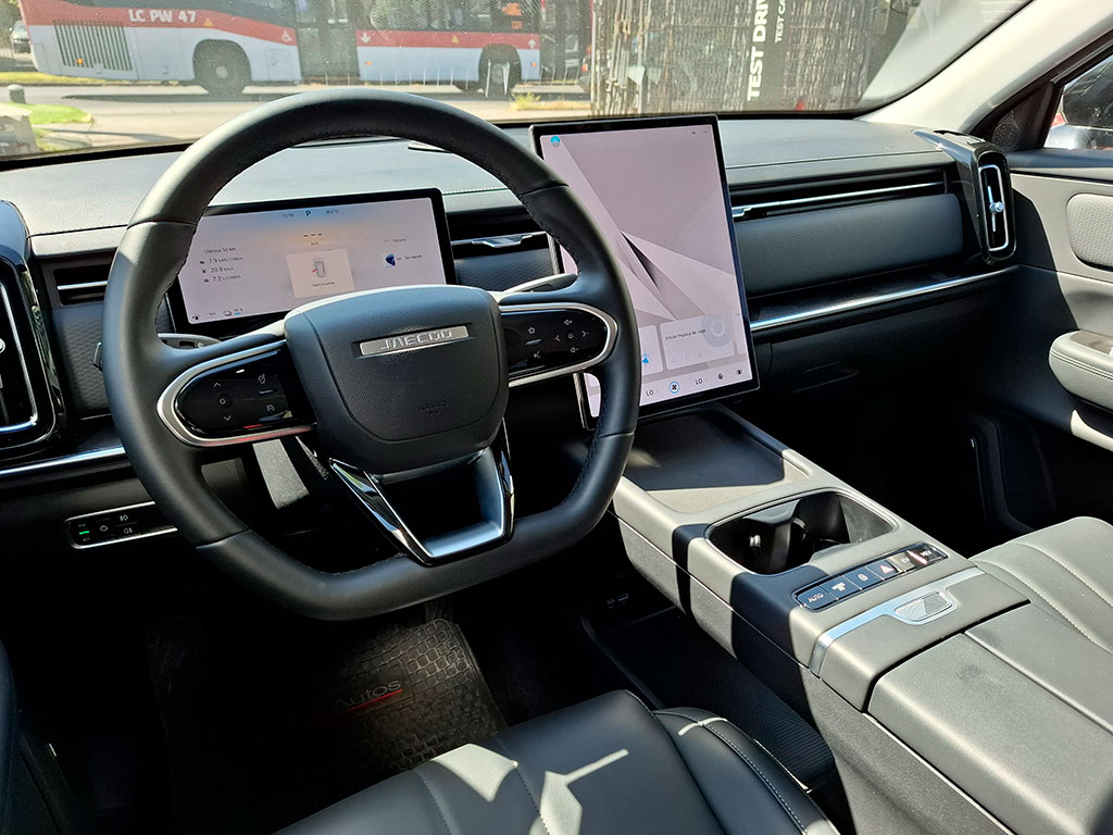 Omoda J7 Shs Aaa año 2025