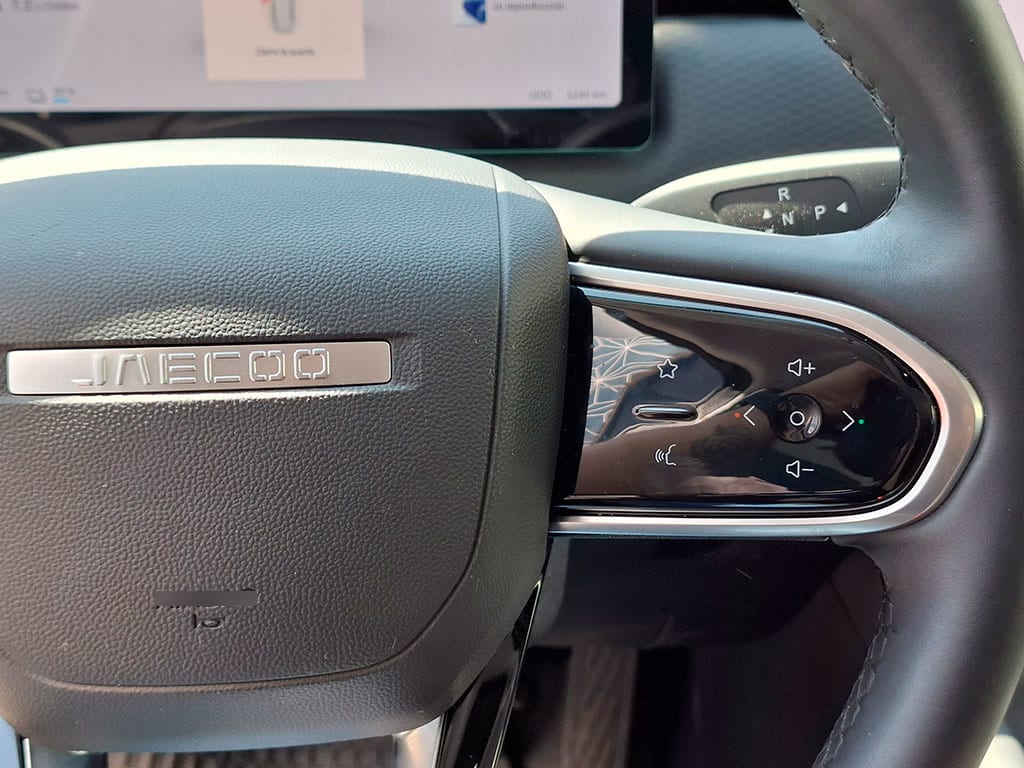 Omoda J7 Shs Aaa año 2025