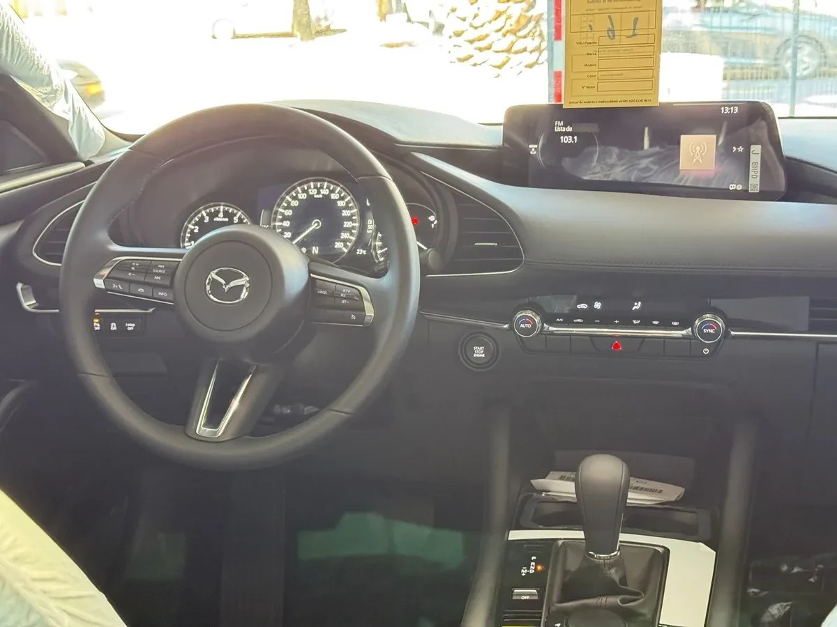 Mazda MAZDA3 2.0 Sport Core At año 2026