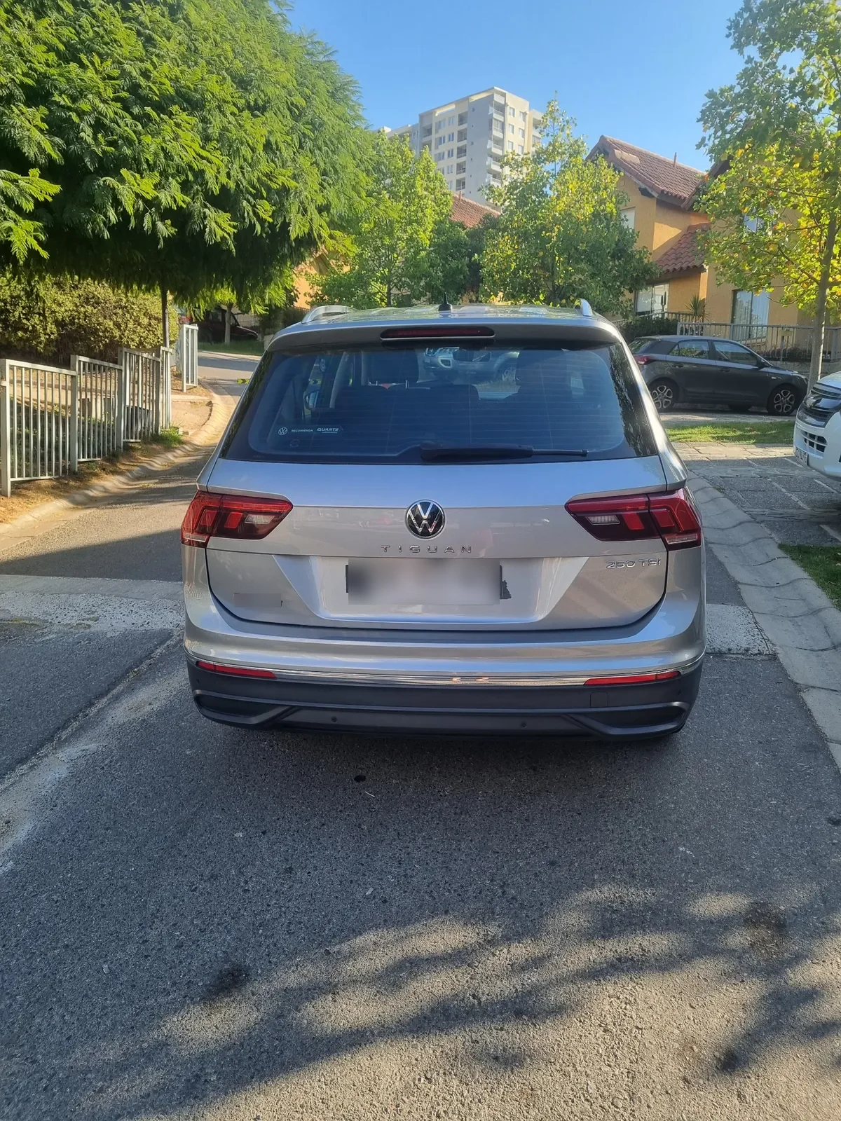 VOLKSWAGEN TIGUAN 1.4 Tsi Comfortline At año 2022
