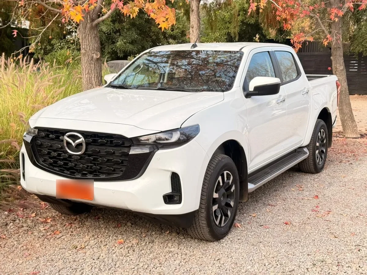 Mazda BT-50 2.2 Dc High At 4x4 Diesel año 2026