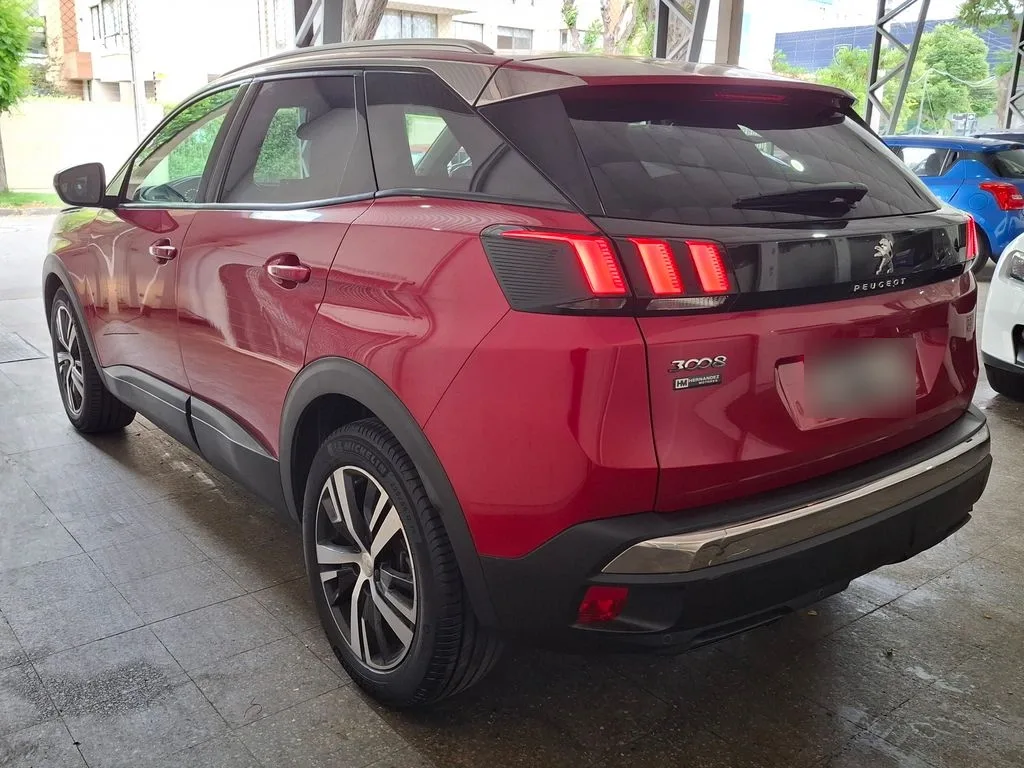 Peugeot 3008 Allure Pack año 2021