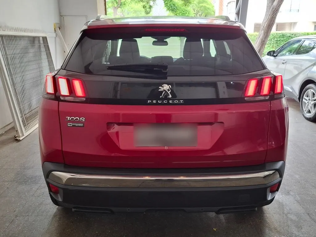 Peugeot 3008 Allure Pack año 2021