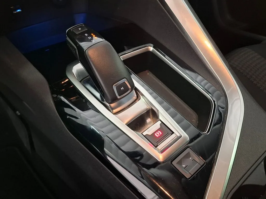 Peugeot 3008 Allure Pack año 2021