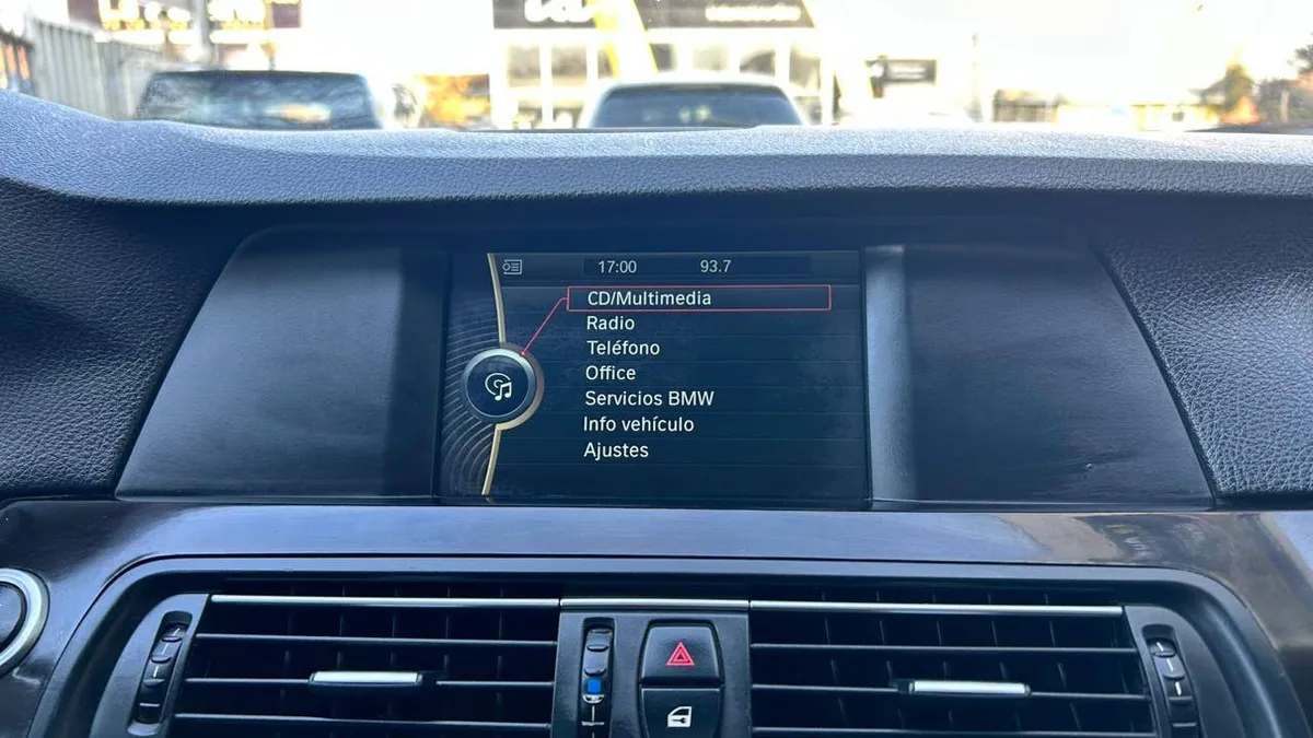 BMW 528i F10 3.0 Aut año 2012