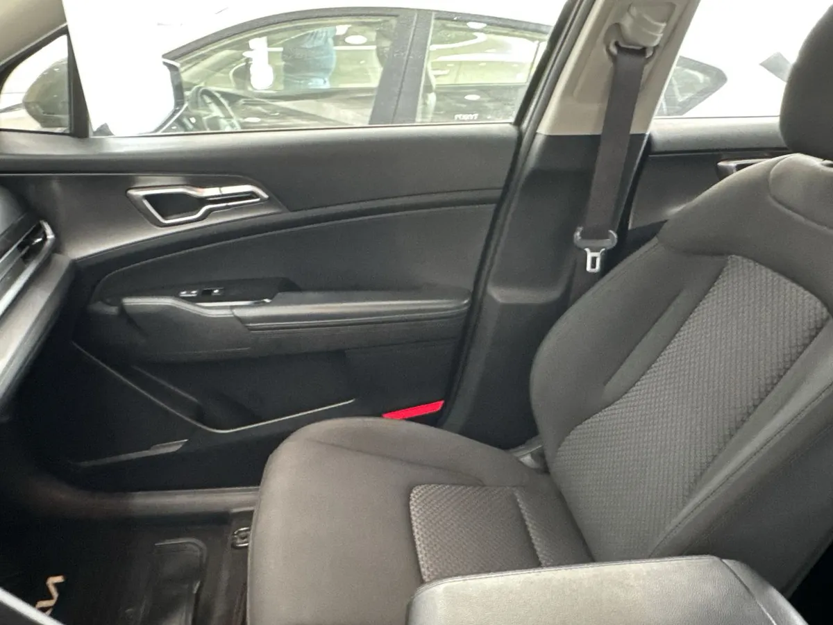 Kia Sportage 2.0 Ex Dies 2wd 8at 5p año 2025