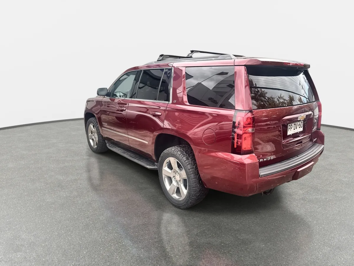 Chevrolet Tahoe 5.3 Z71 4x4 At 5p año 2021