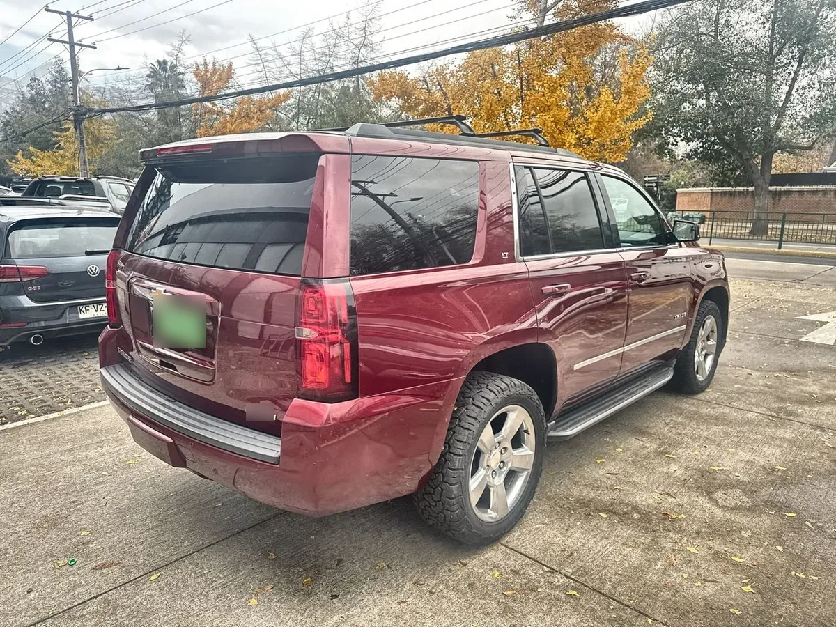 Chevrolet Tahoe 5.3 Z71 4x4 At 5p año 2021