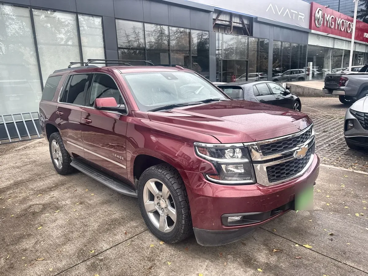 Chevrolet Tahoe 5.3 Z71 4x4 At 5p año 2021
