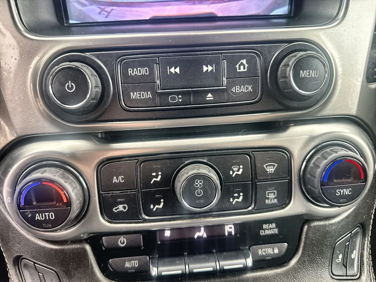 Chevrolet Tahoe 5.3 Z71 4x4 At 5p año 2021