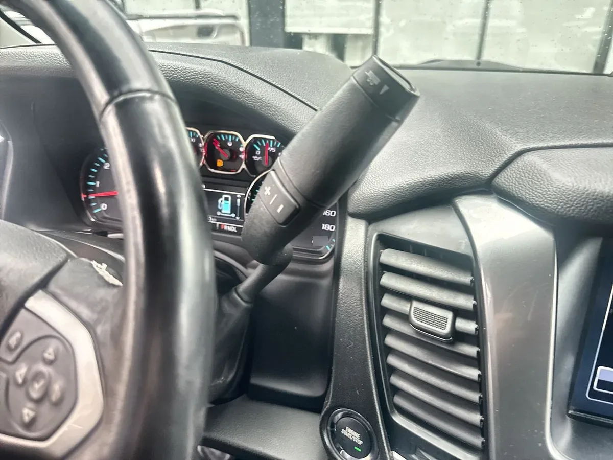 Chevrolet Tahoe 5.3 Z71 4x4 At 5p año 2021