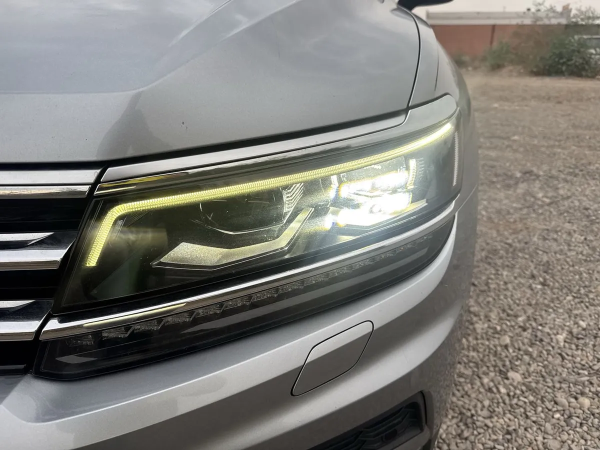 Volkswagen Tiguan 1.4 Tsi Hightline 4x2 3row At 5p año 2020