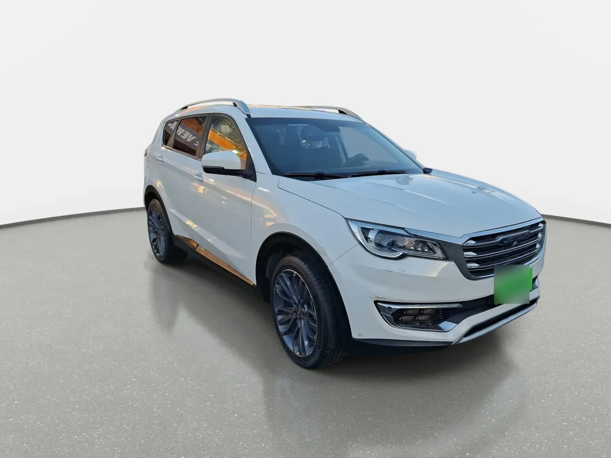 Jetour X70 1.5t Gl 4x2 Mt 5p año 2022