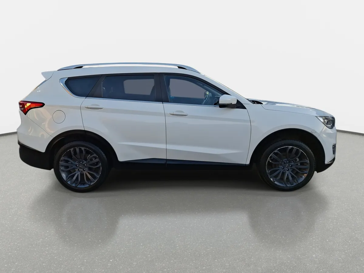 Jetour X70 1.5t Gl 4x2 Mt 5p año 2022