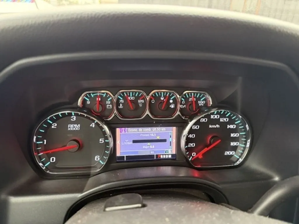 Chevrolet Silverado 5.3 Lt año 2014