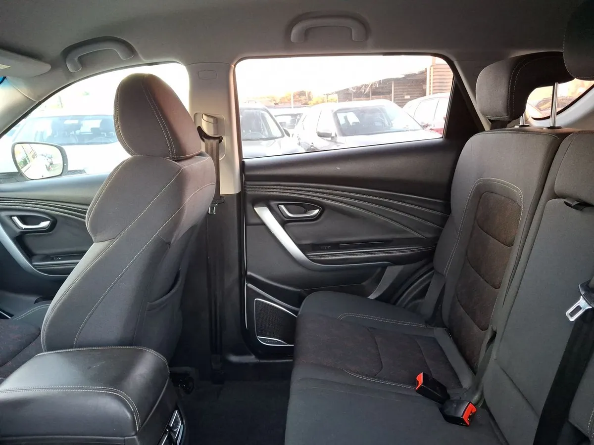 Jetour X70 1.5t Gl 4x2 Mt 5p año 2022