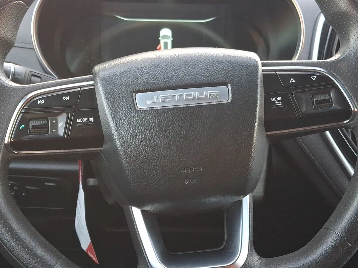 Jetour X70 1.5t Gl 4x2 Mt 5p año 2022