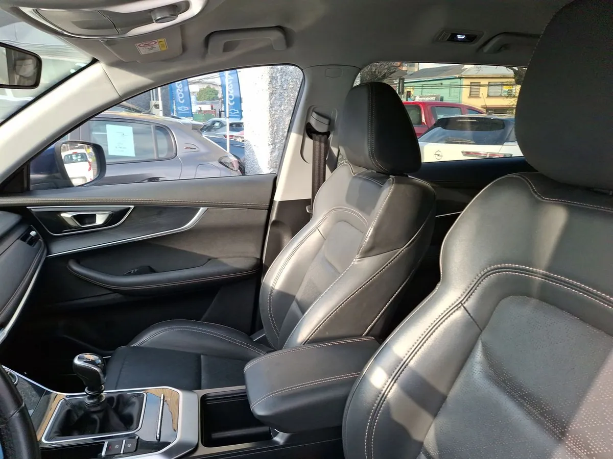 Chery Tiggo 8 1.5t Gls 4x2 Euro6 Mt 5p año 2023