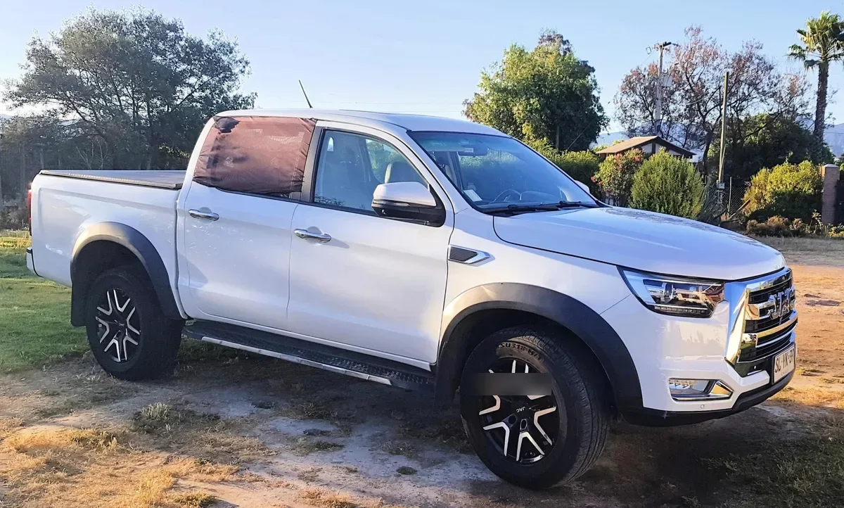 JAC T8 2.0 Advance Mt 4x4 Diesel año 2023