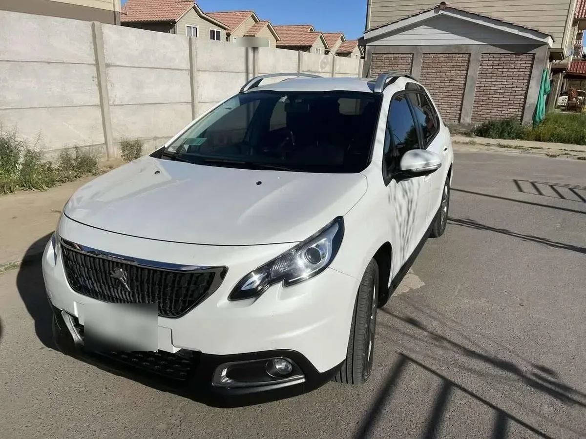 PEUGEOT 2008 1.5 Allure Blue Mt Diesel año 2019