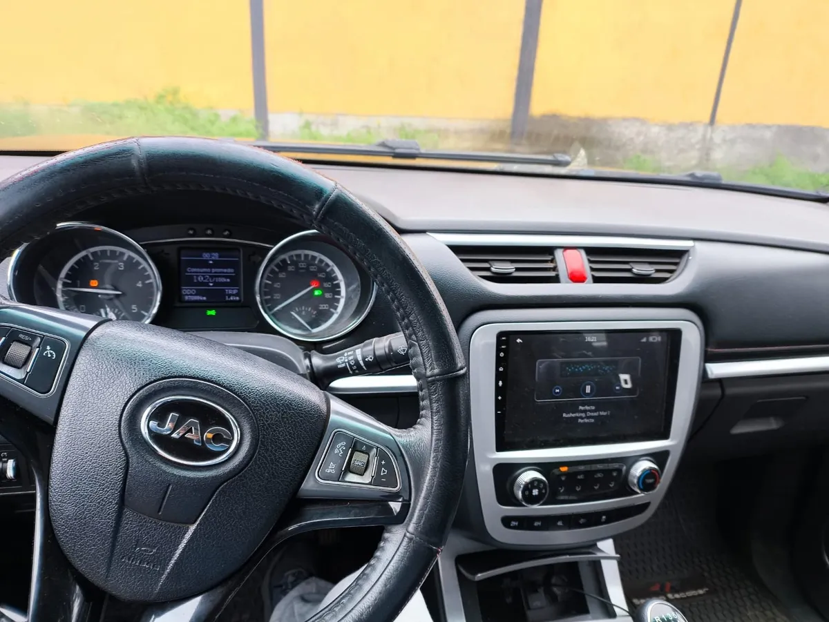 JAC T8 2.0 Comfort Mt 4x4 Diesel año 2023
