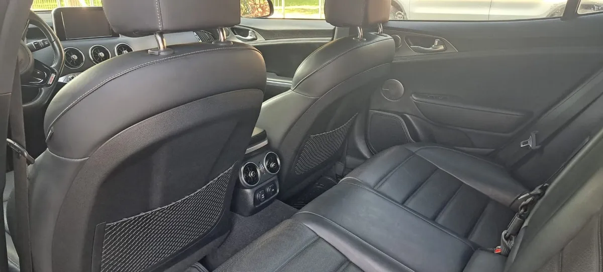 Kia Stinger Otra año 2018