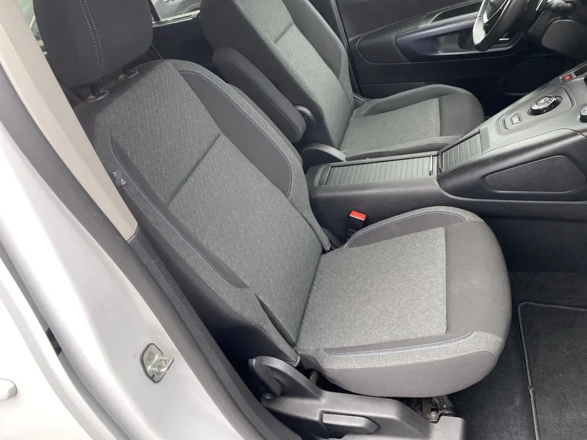 Peugeot Rifter 1.5 Allure Bluehdi Diesel 4x2 130hp Eat8 5p año 2023