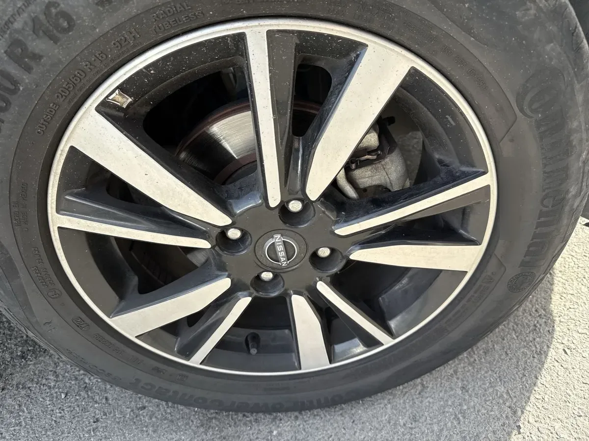 Nissan Kicks 1.6 Sense 4x2 Mt 5p año 2022