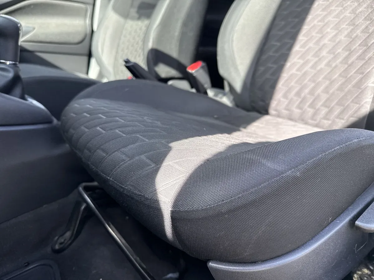 Nissan Kicks 1.6 Sense 4x2 Mt 5p año 2022