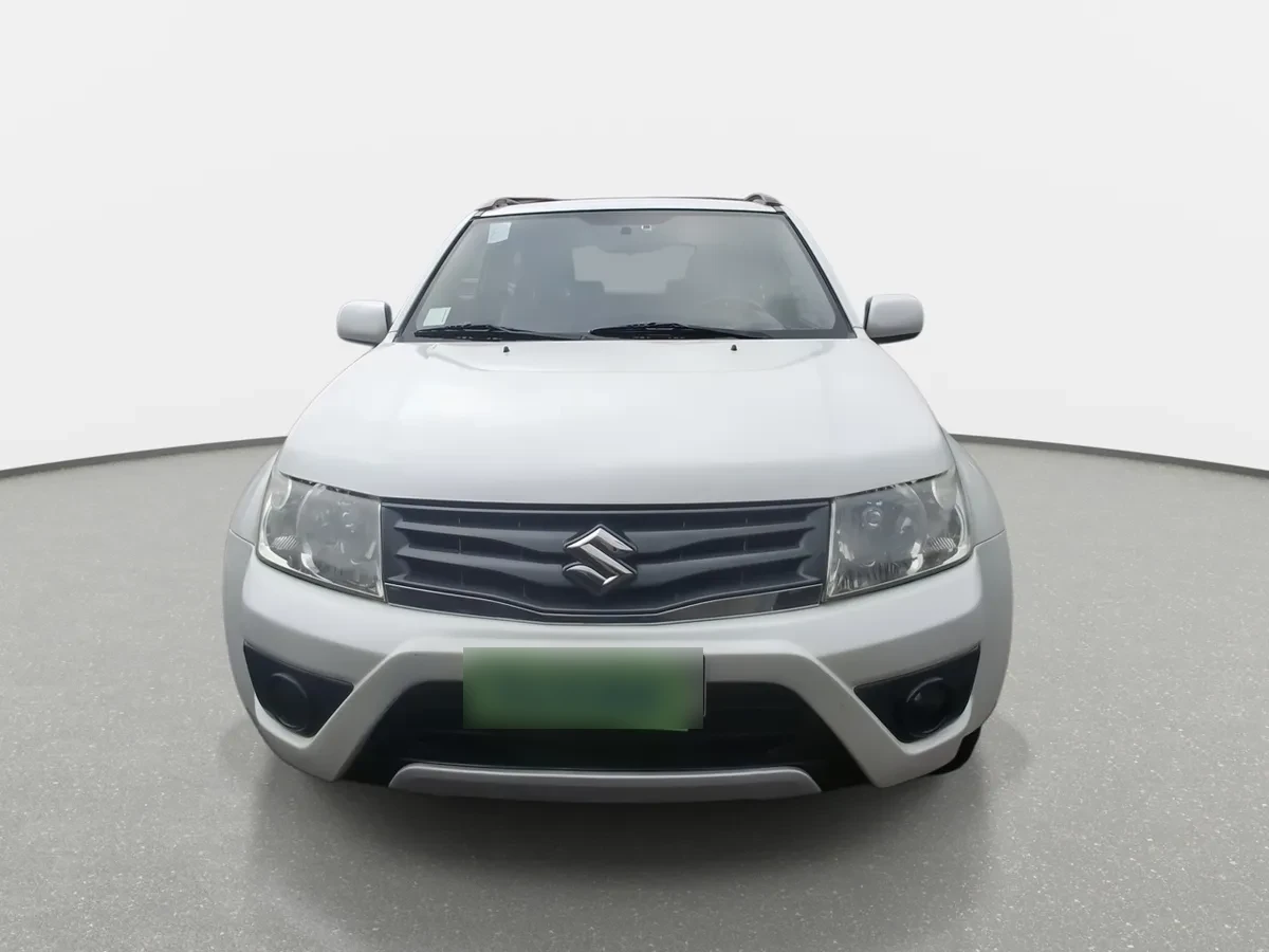 Suzuki Grand Vitara 2.4 Glx Nav 4wd Mt 3p año 2019