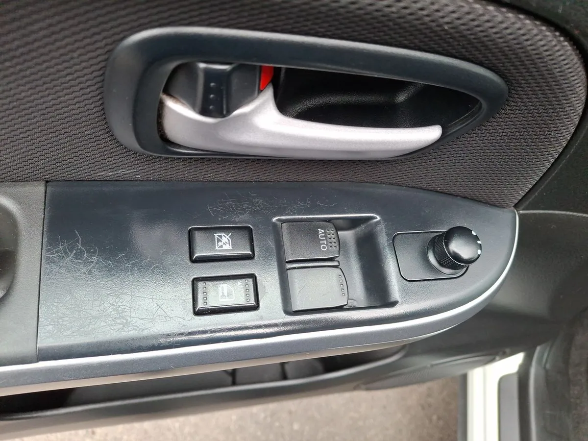 Suzuki Grand Vitara 2.4 Glx Nav 4wd Mt 3p año 2019
