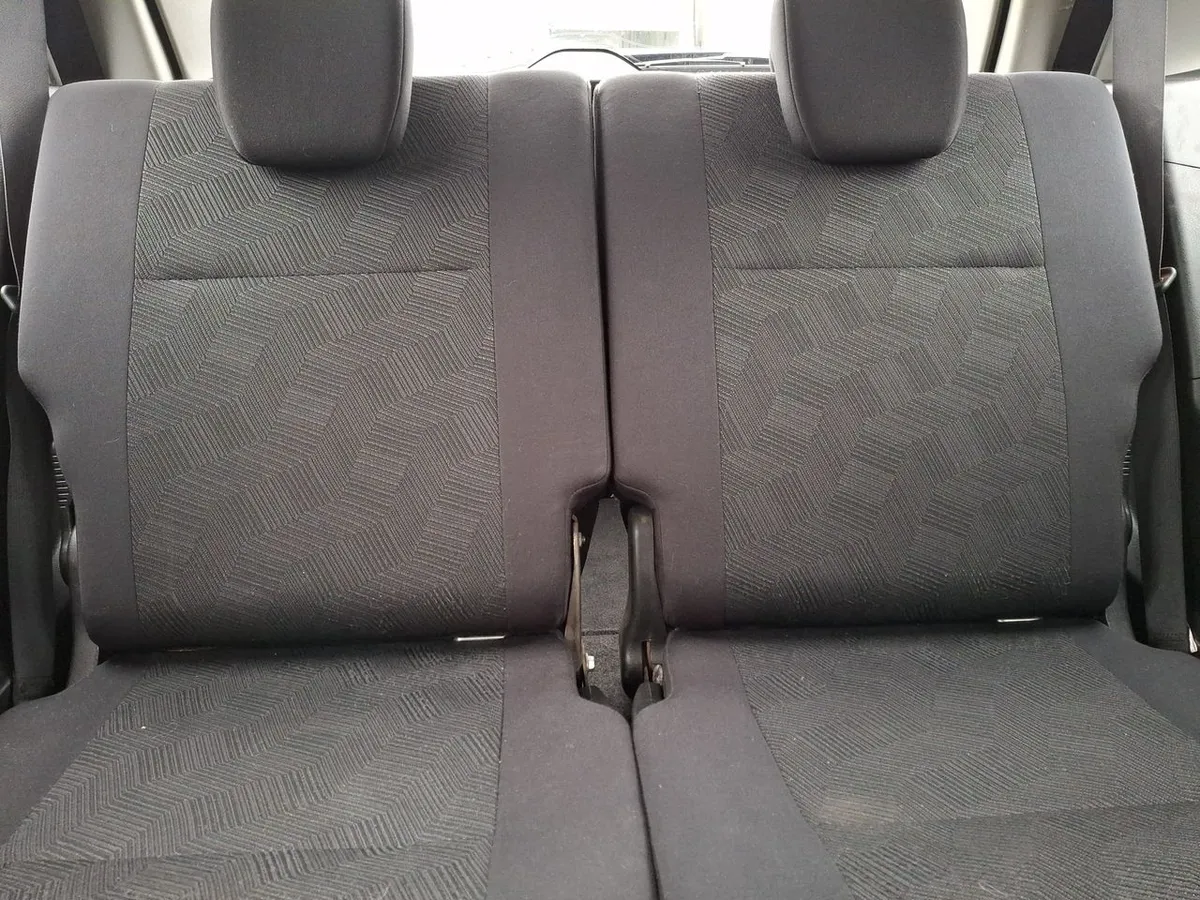 Suzuki Grand Vitara 2.4 Glx Nav 4wd Mt 3p año 2019