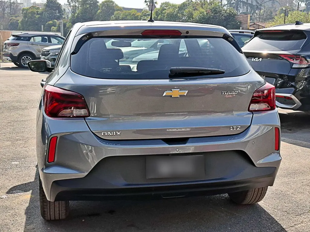 Chevrolet Onix Ltz 1.0t año 2021