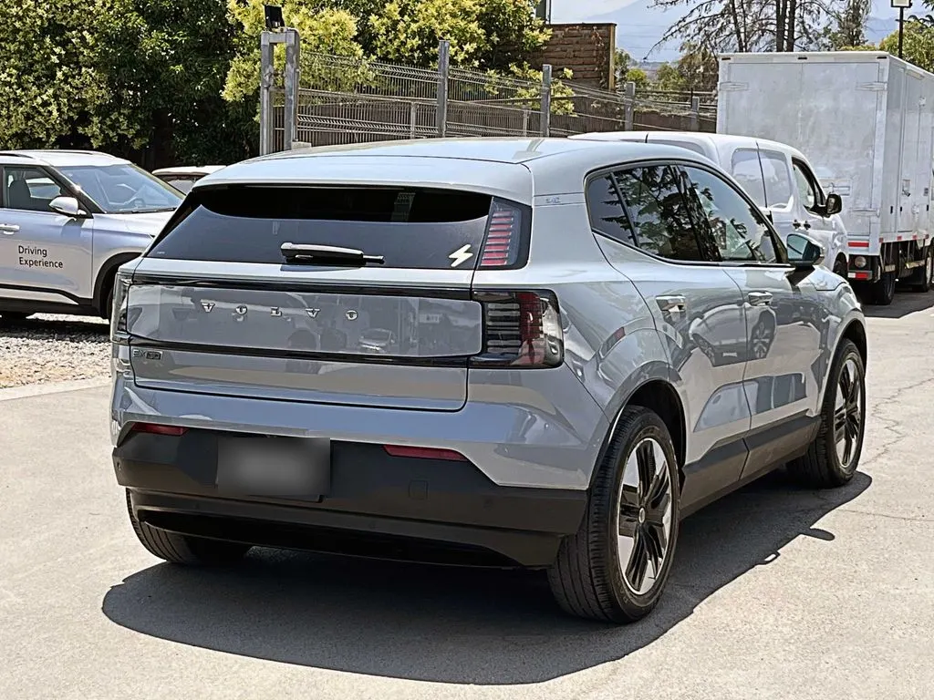 Volvo Ex30 At Electrico año 2024