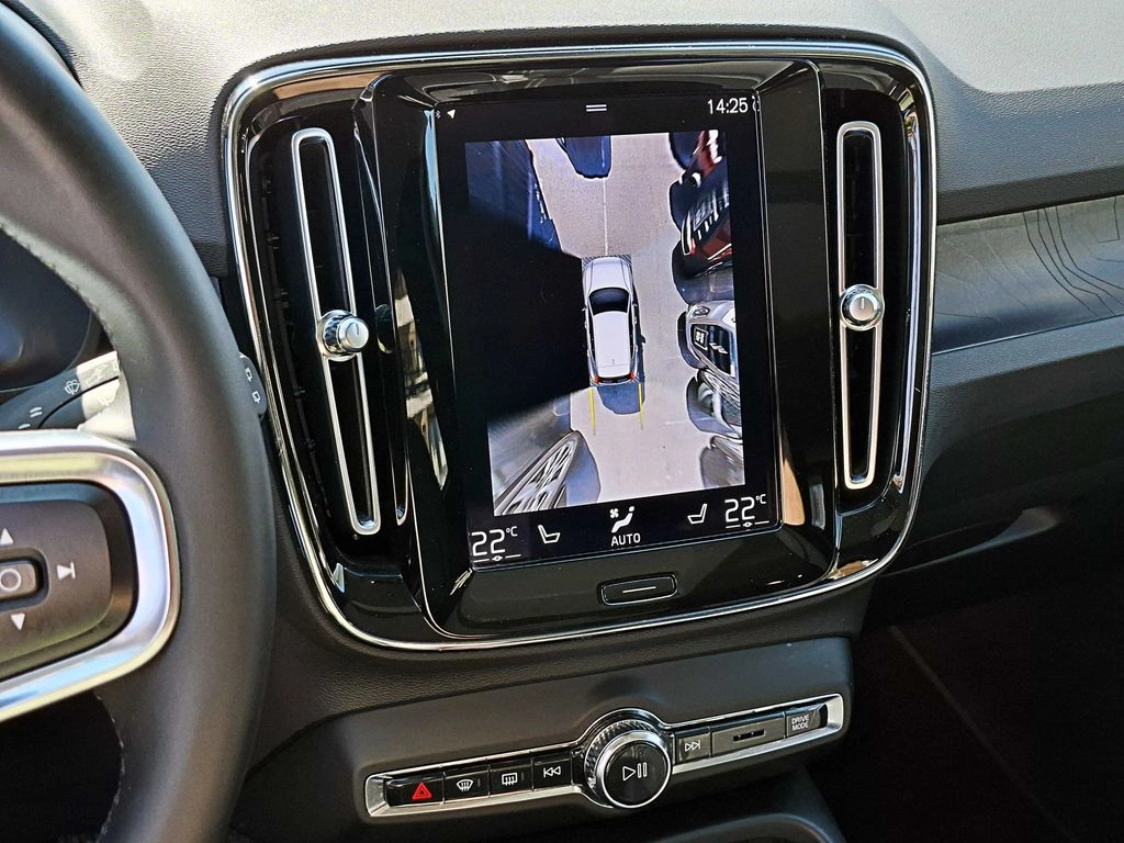 Volvo Xc40 T5 Hybrid R Design 1.5 At año 2023
