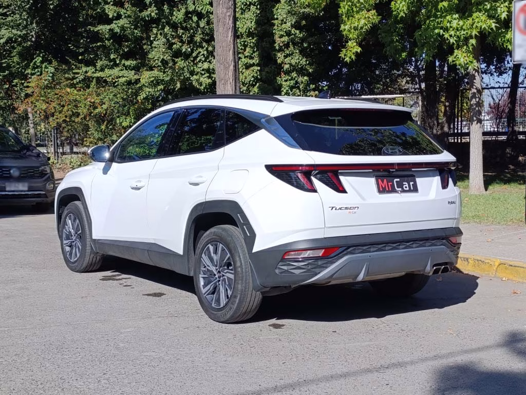 Hyundai Tucson Híbrido año 2023