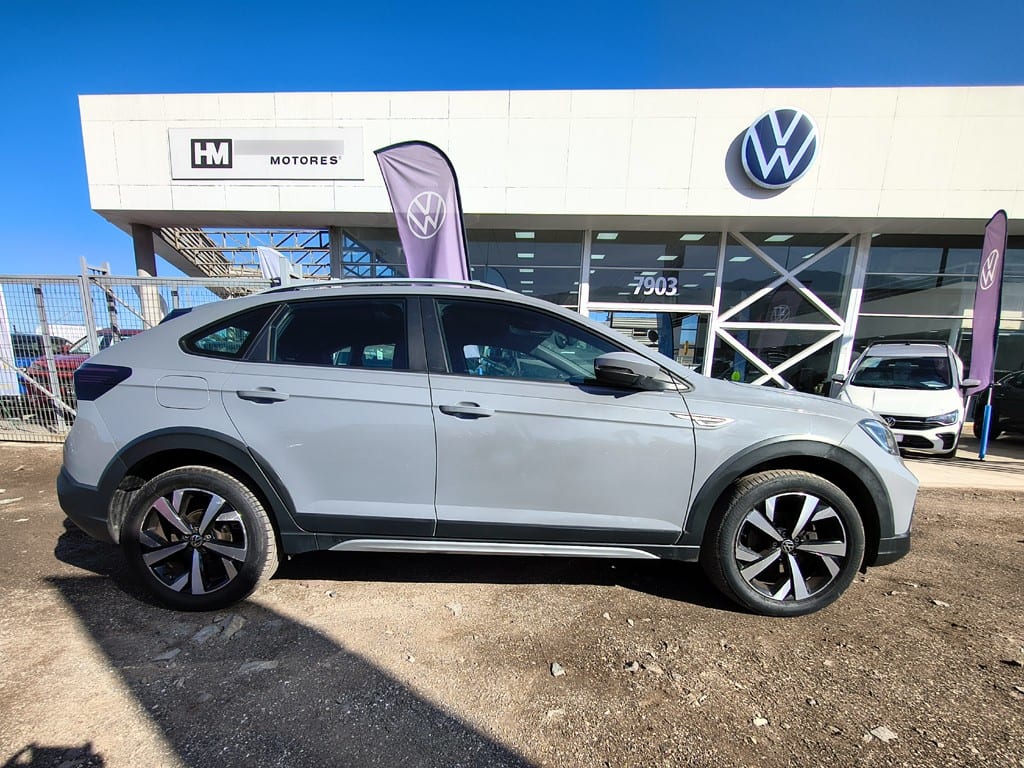 Volkswagen Nivus Highline año 2022