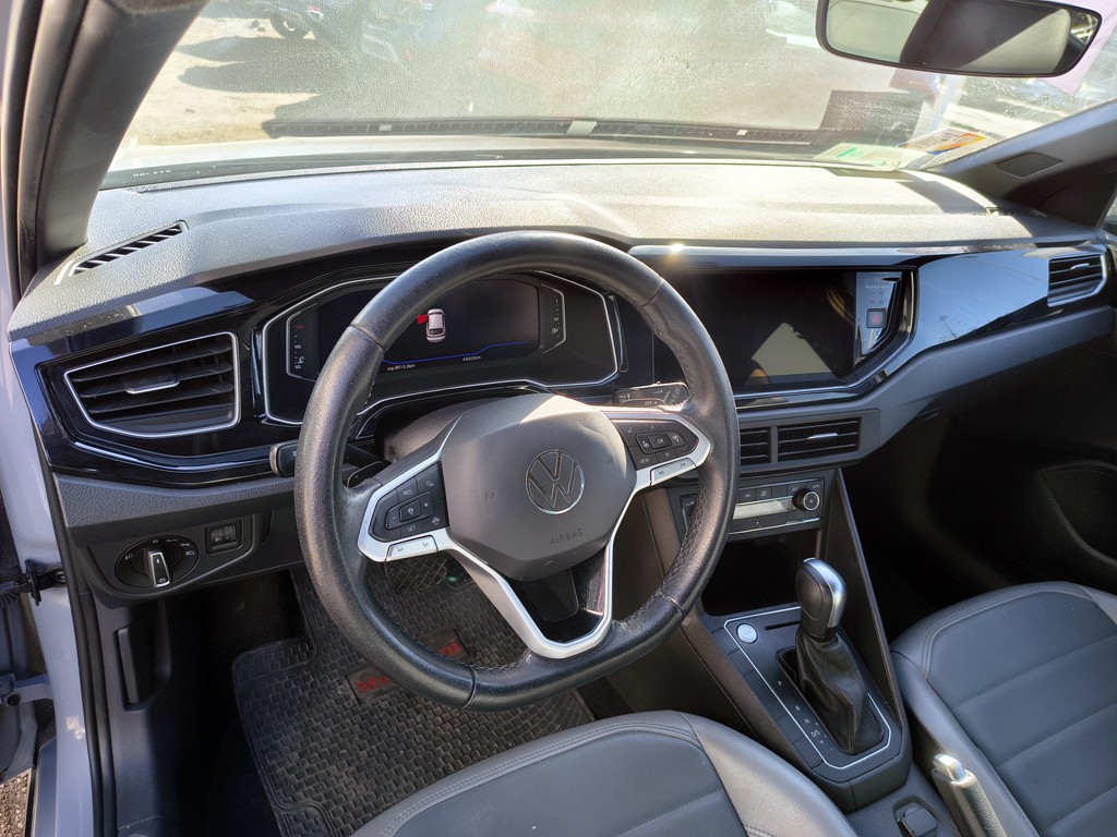 Volkswagen Nivus Highline año 2022