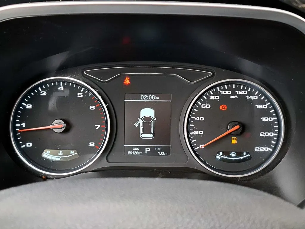 Jac Js8 1.5 Luxury Se 4x2 Dct At 5p año 2023
