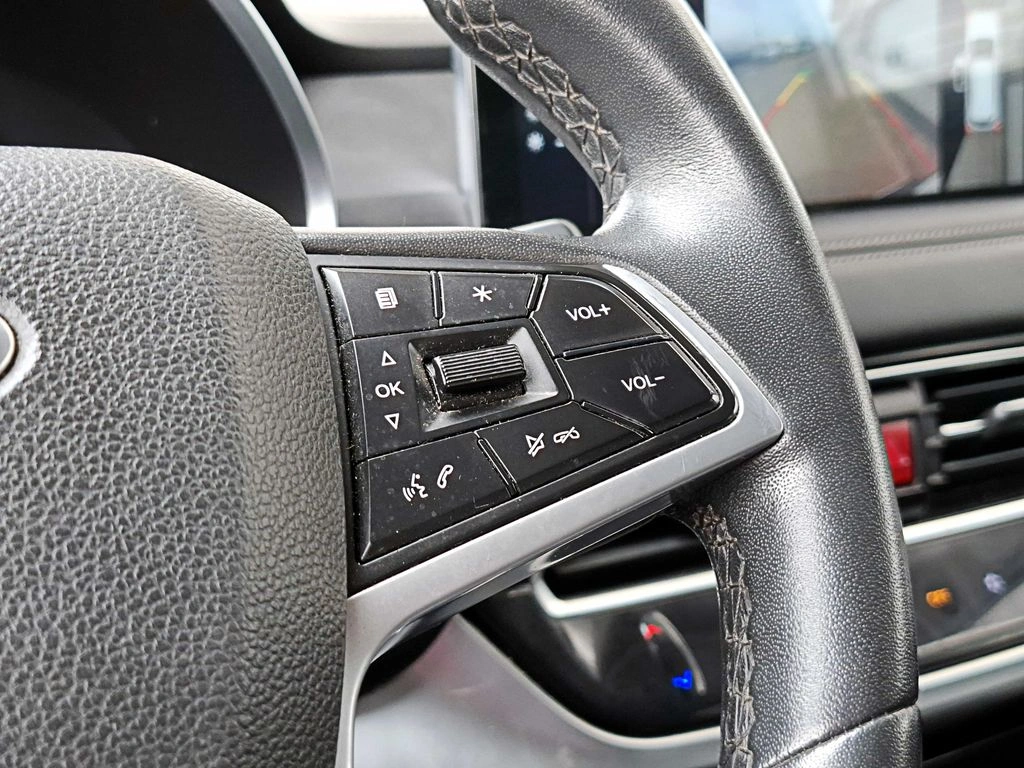 Jac Js8 1.5 Luxury Se 4x2 Dct At 5p año 2023