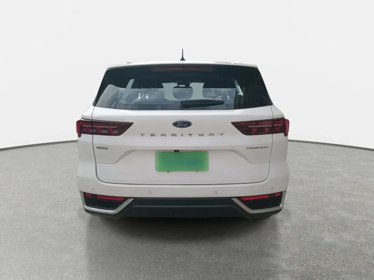 Ford Territory 1.5 Titanium 4x2 At 5p año 2025